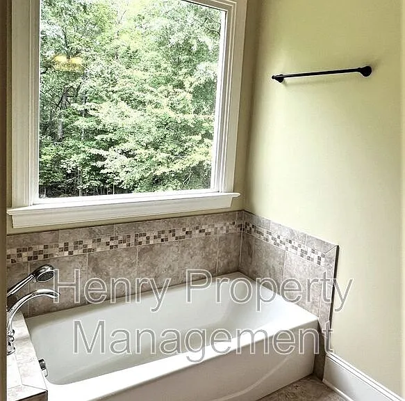 5804 Yates Mill Pond Rd — Photo 12