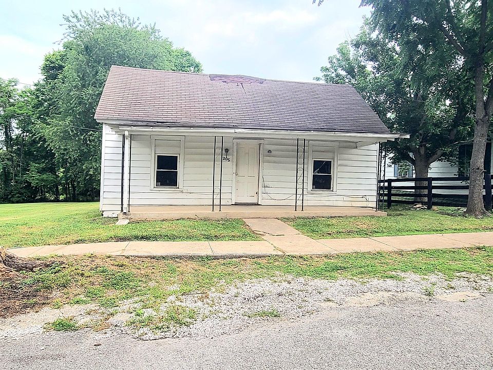 1st image of 205 Trigg St