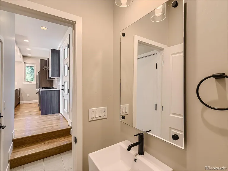 2605 W 40th Ave — Photo 8