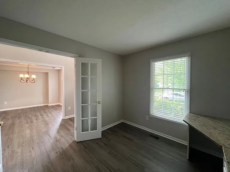 6653 Scioto Pkwy — Photo 3