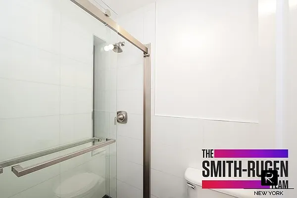 Rented by R New York | media 36