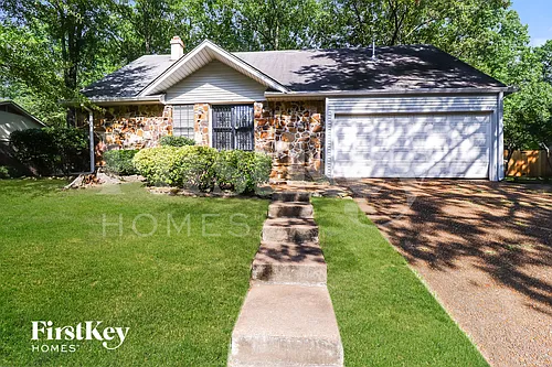 114 Ericson Rd Photo 1
