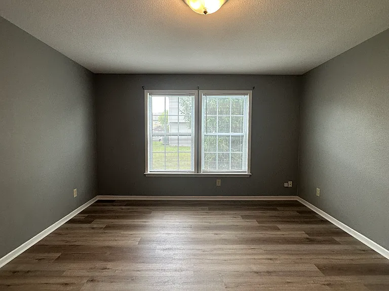 15488 Harmon Pl — Photo 8