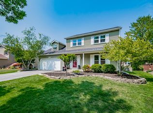 555 Roxbury Dr, Naperville, IL 60565