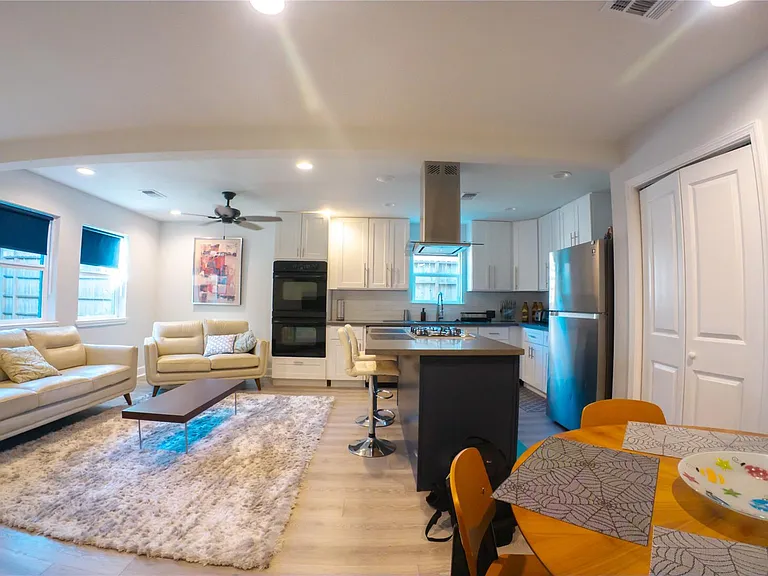 10326 Meadow Lake Ln — Photo 5