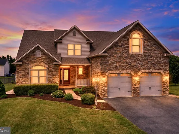 169 Granny Smith Ln, Fayetteville, PA 17222