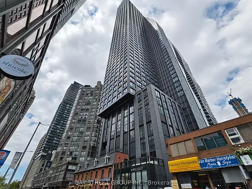 8 Wellesley St W #3910 Photo 1