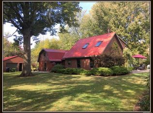 7399 Bear Ridge Rd, North Tonawanda, NY 14120