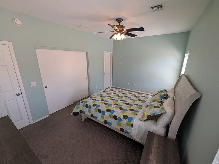 5389 S Royal Richmond Dr — Photo 7