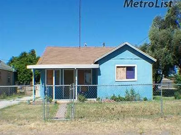 1703 Eureka St, Modesto, CA 95358