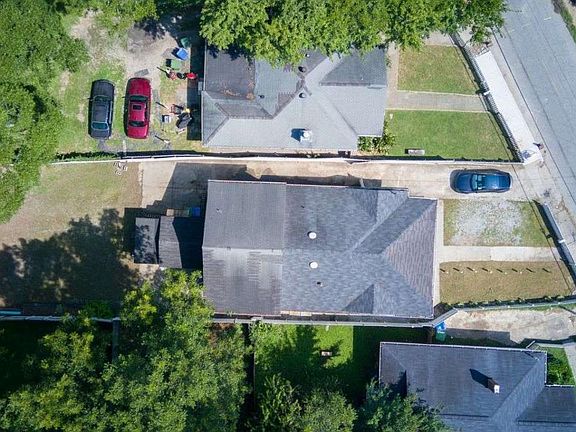 2nd image of 964 Mayson Turner Rd NW