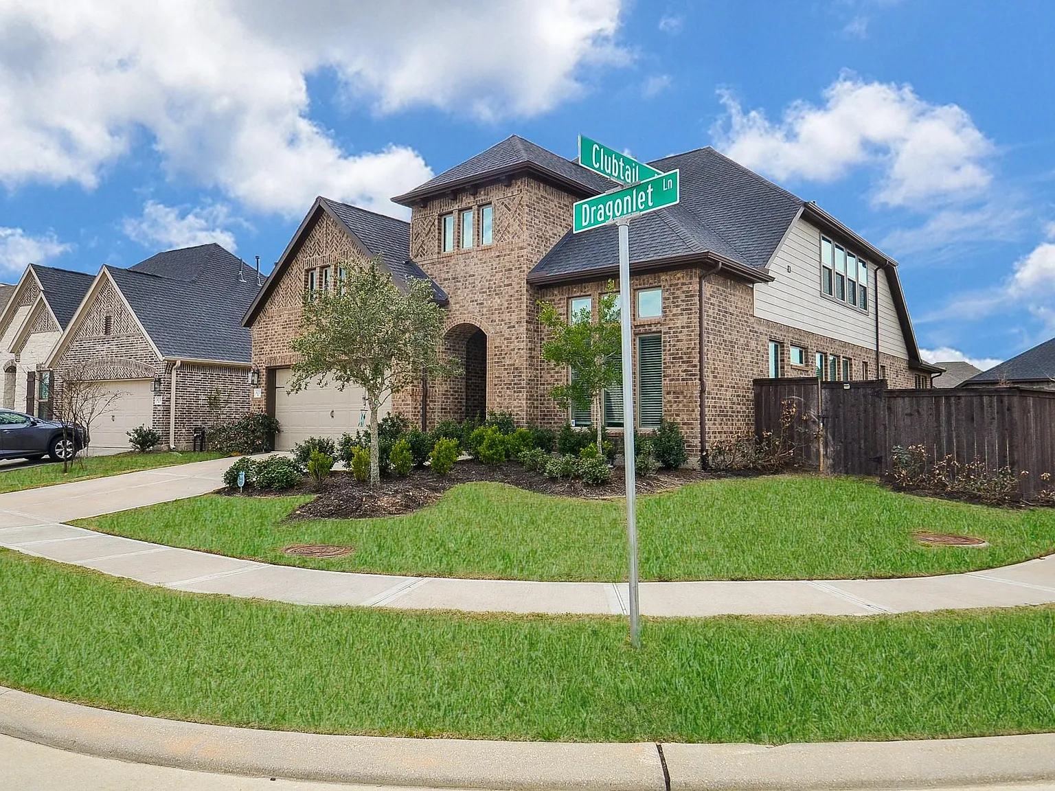 5 bed, 3.0 bath, 3193 sqft, $3,500 — Photo 4