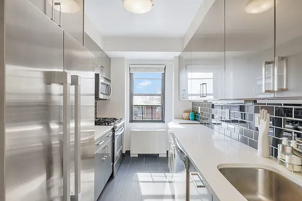 Sold by Keller Williams NYC | media 7