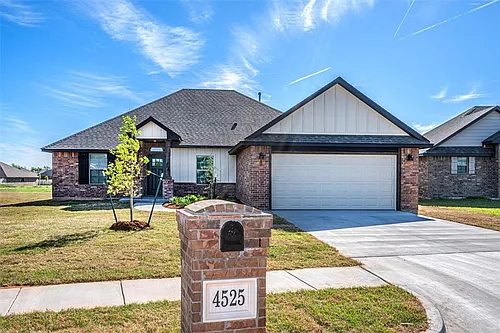 4525 Black Mesa Ln Photo 1