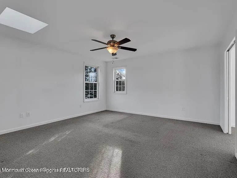 1708 Lake Dr — Photo 43