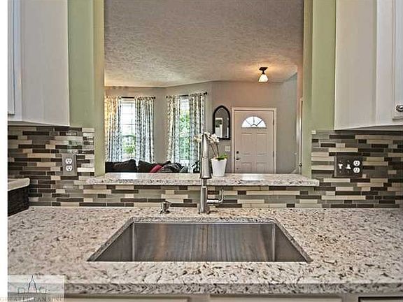 2nd image of 3730 Kiskadee Dr