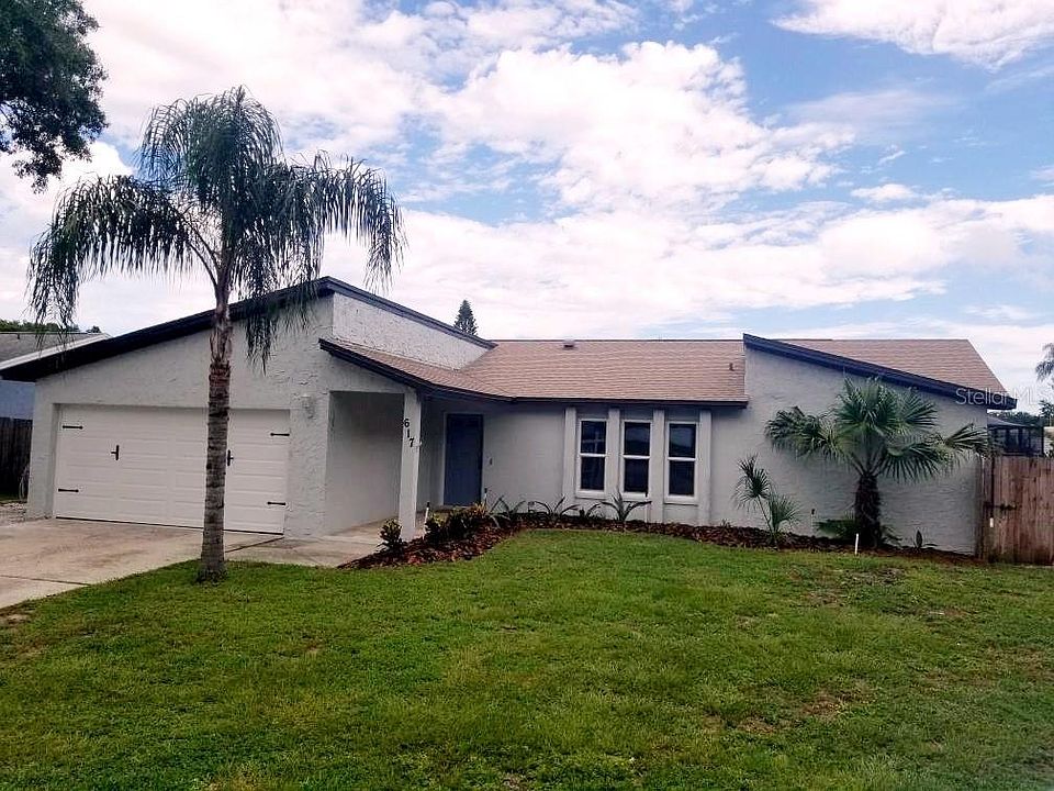 1st image of 617 Fair Oaks Dr