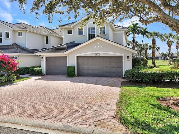 2nd image of 9251 Palmetto Ridge DR #102