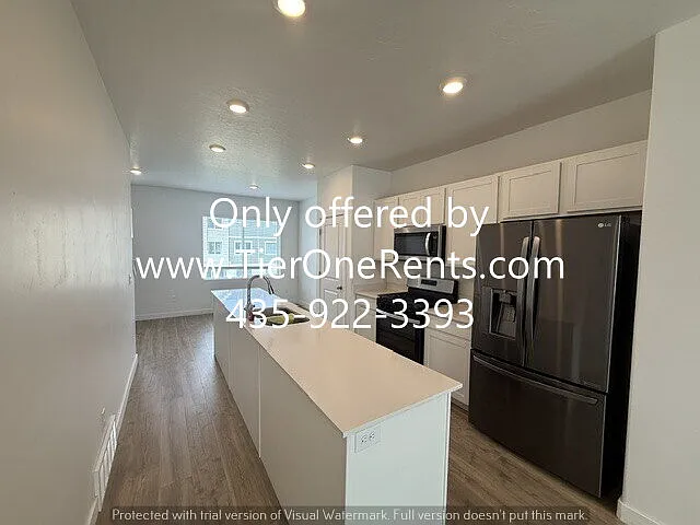 958 E Drifter Ln — Photo 4