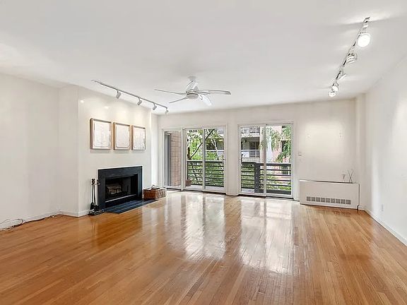 2nd image of 109 W 89th St #2B