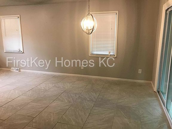 4th image of 6513 N Ames Dr