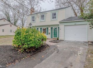 127 Tiffany Ln, Willingboro, NJ 08046
