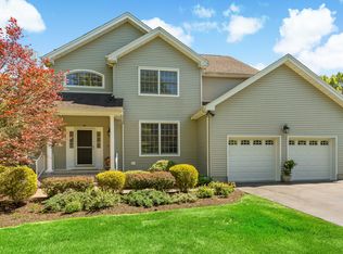 10 Travis Rd, Baldwin Place, NY 10505