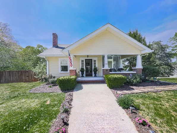 995 Old Canton Rd, Ball Ground, GA 30107