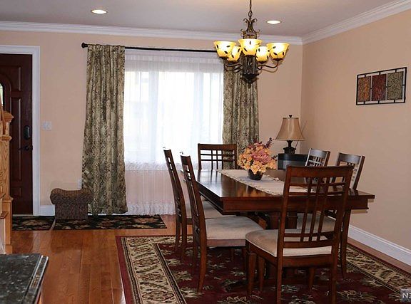 2nd image of 9 Noel Dr