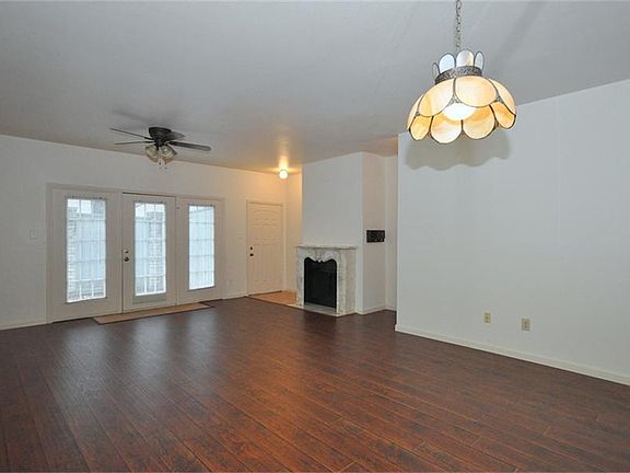 4th image of 564 Wilcrest Dr