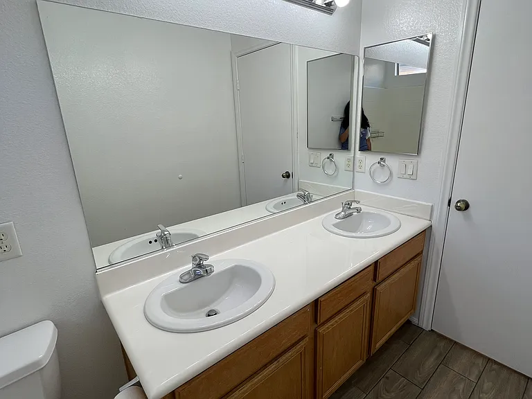 1834 Shining Elm Ct — Photo 19