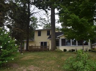 12440 Cabin Dr NE, Belding, MI
