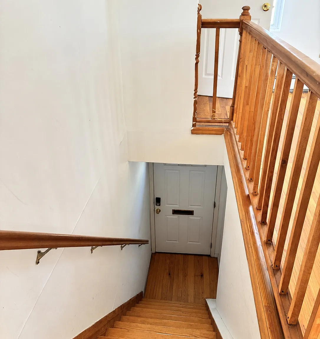 2 bed, $2,700 — Photo 3