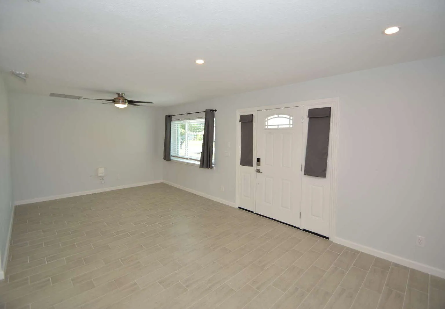 2 bed, 2.0 bath, 1035 sqft, $1,700 — Photo 4
