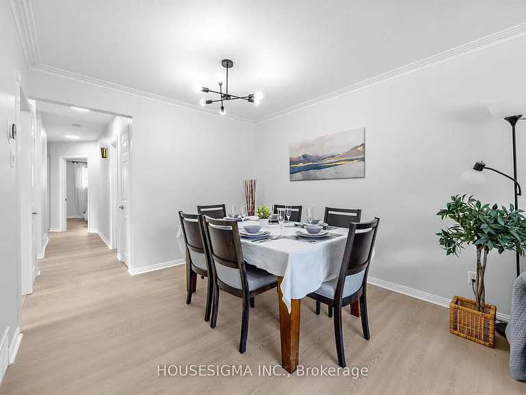 51 Tisdale Ave #MAIN FLOOR — Photo 5
