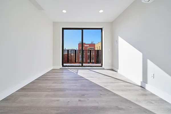 Rented by Living New York | media 4