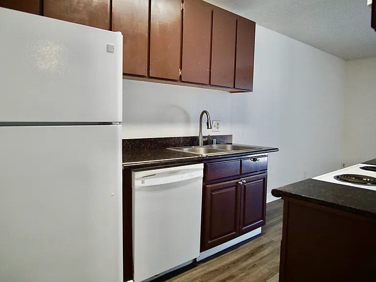410 Auburn Way #1 — Photo 15