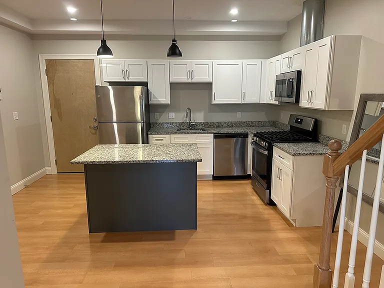 861 Brayton Point Rd #11 — Photo 10