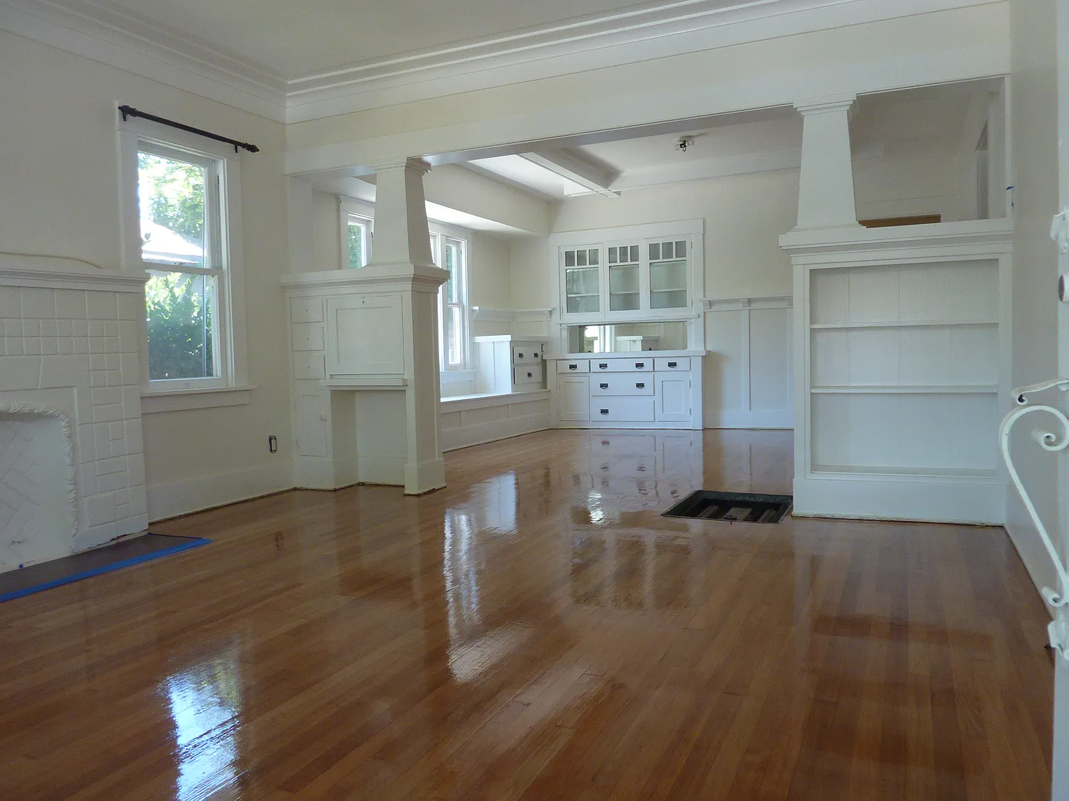 319 Orizaba Ave — Photo 1