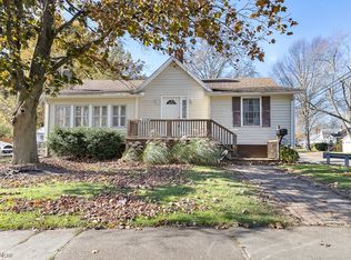 3338 Clague Rd, North Olmsted, OH 44070