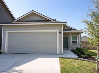 203 Tufted Duck Path, Uhland, TX 78640