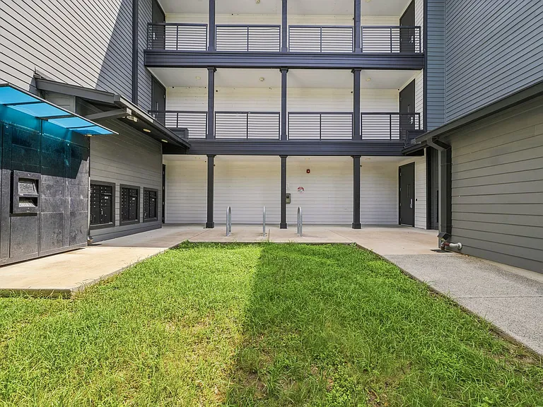3101 Govalle Ave #101 — Photo 24