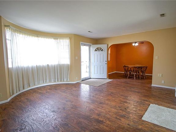 5th image of 1524 Osage Ave