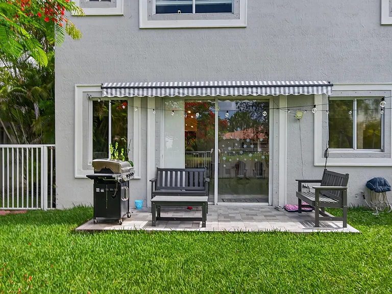 1374 Canary Island Dr — Photo 49