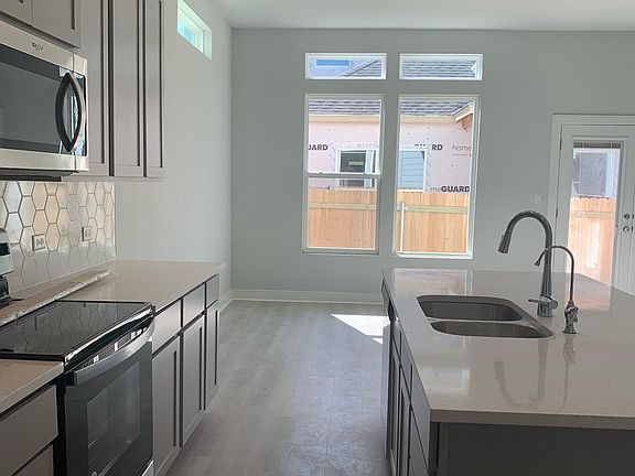 5th image of 2211 Vino Dulce Dr