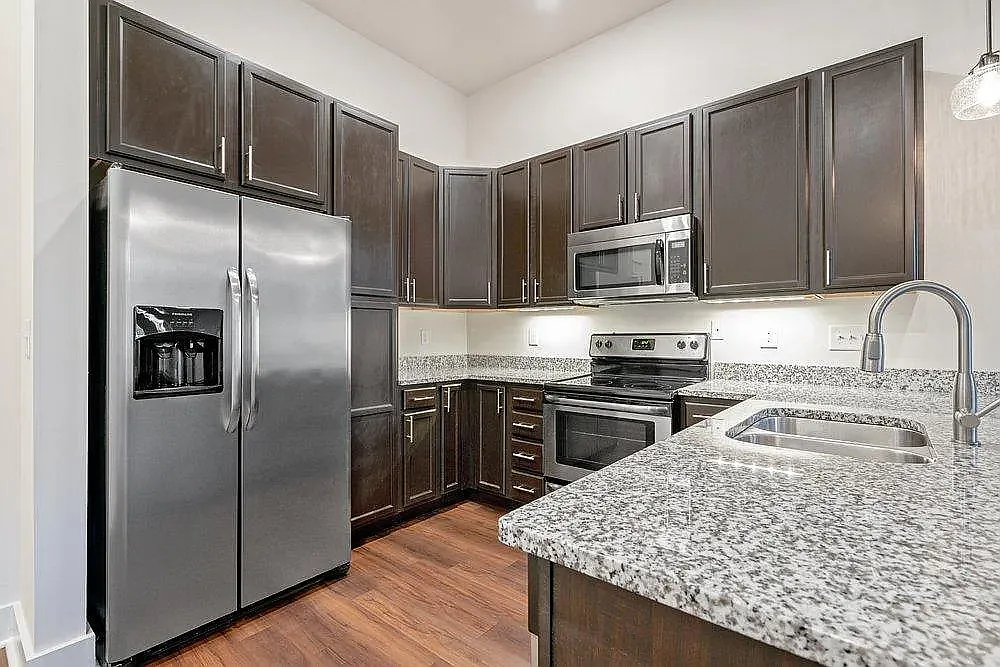 The Luxe at Indian Lake Village — Photo 1