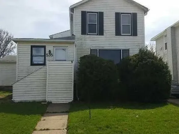 535 7th Ave S, Clinton, IA 52732