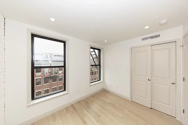 Rented by Voro New York | media 4