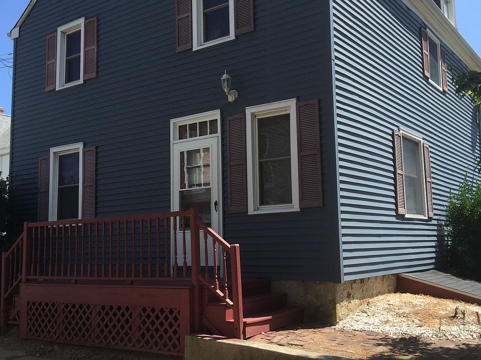 1st image of 4 S Stewart St