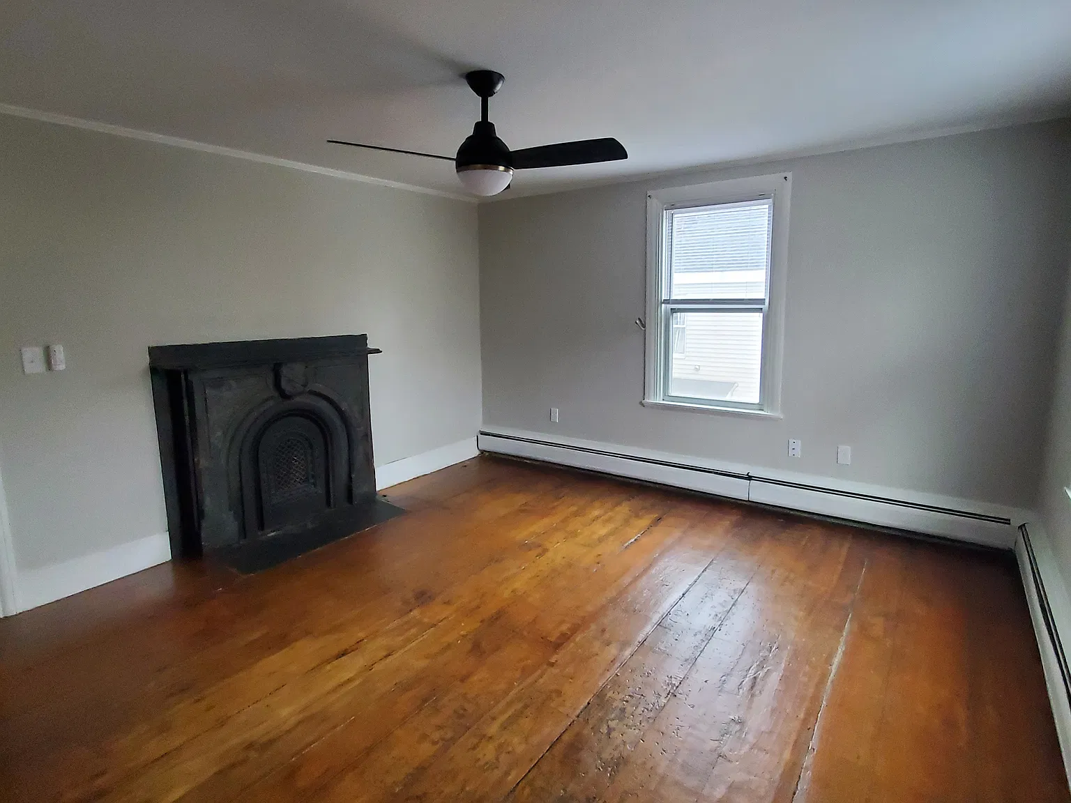 1 bed, 800 sqft, $1,225 — Photo 1